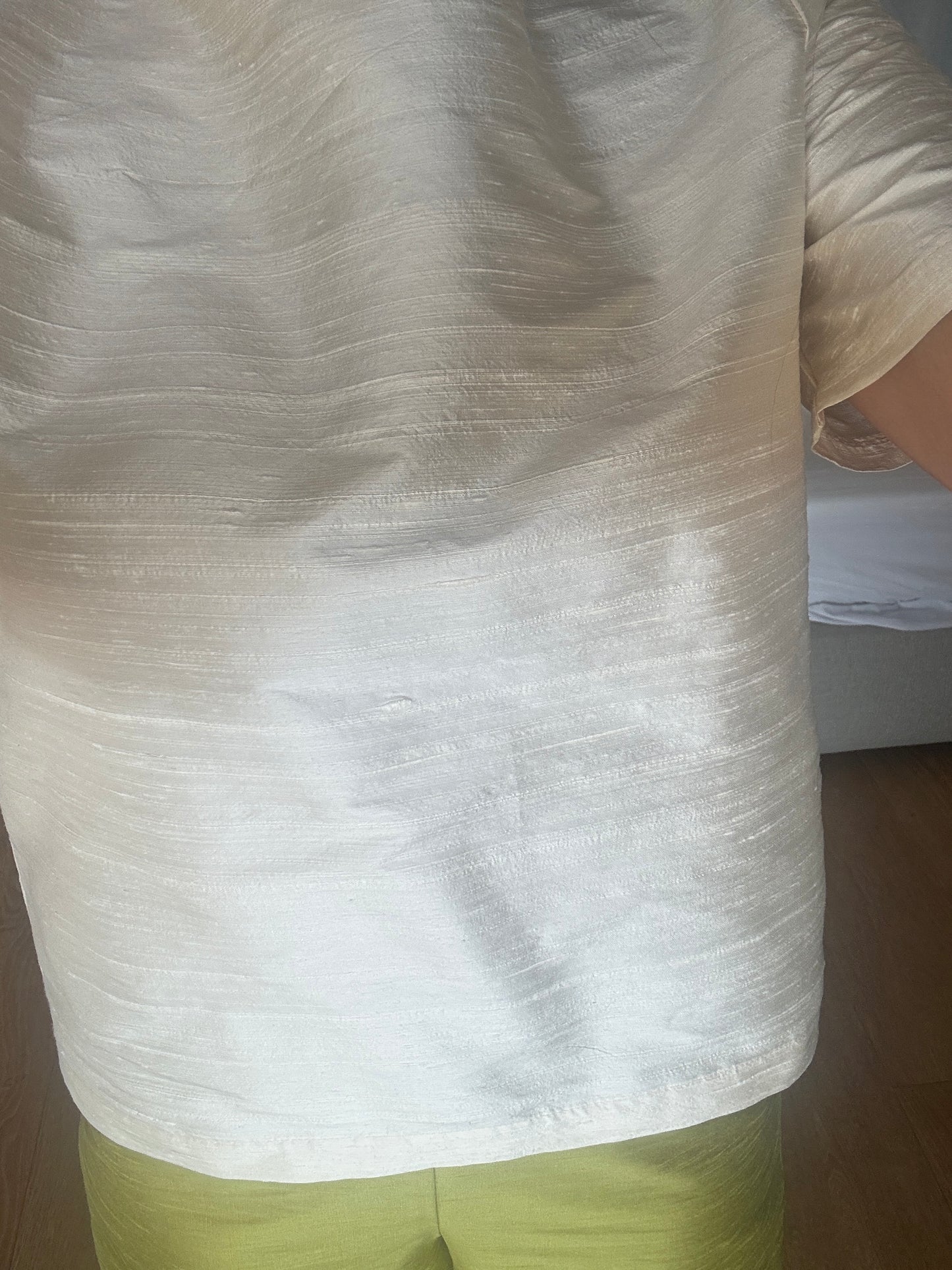 SR02 Silk Tee