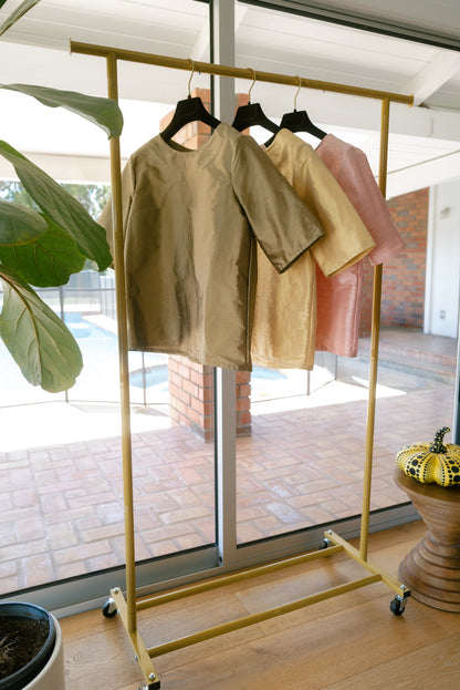 SR02 Silk Tee