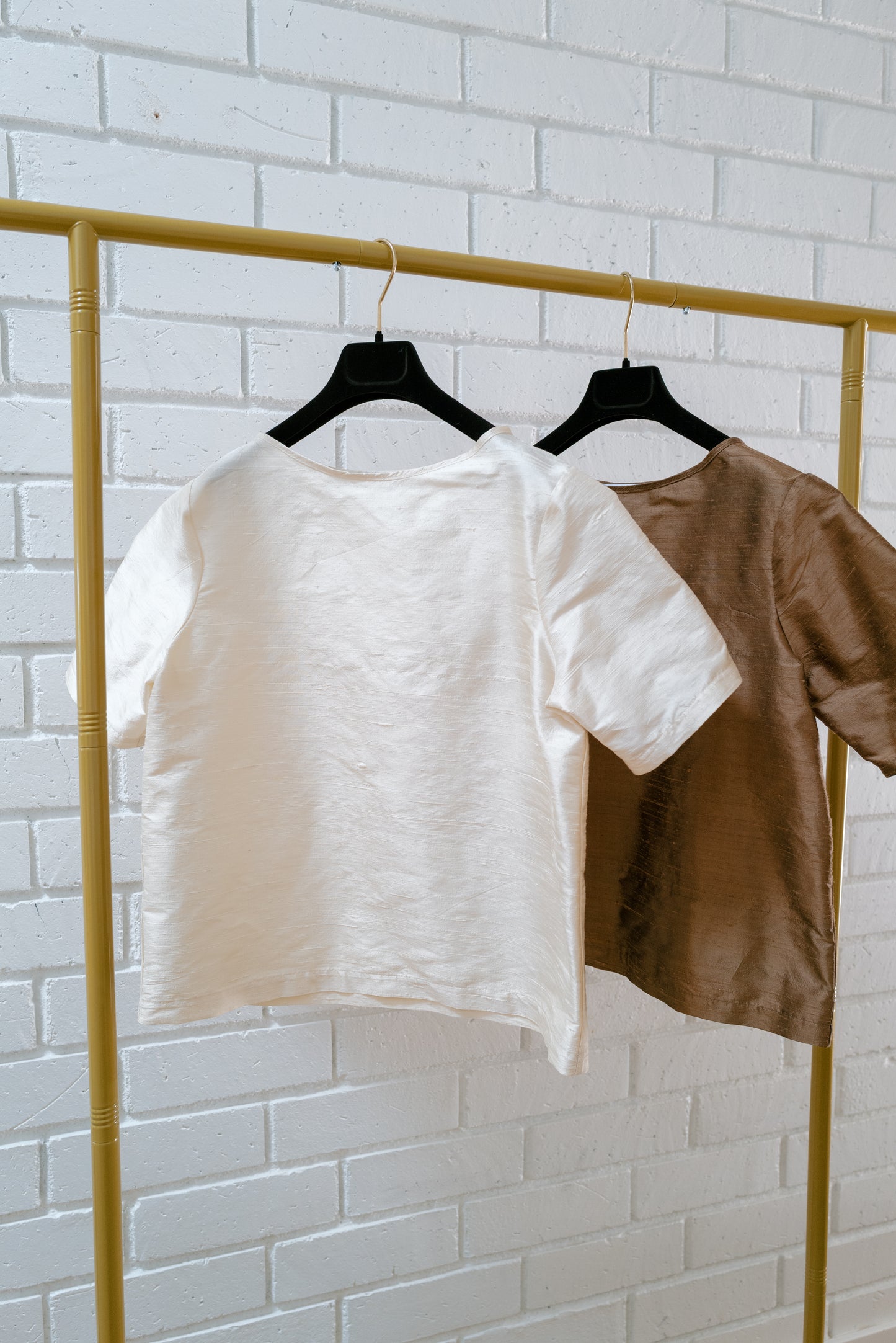 SR02 Silk Tee