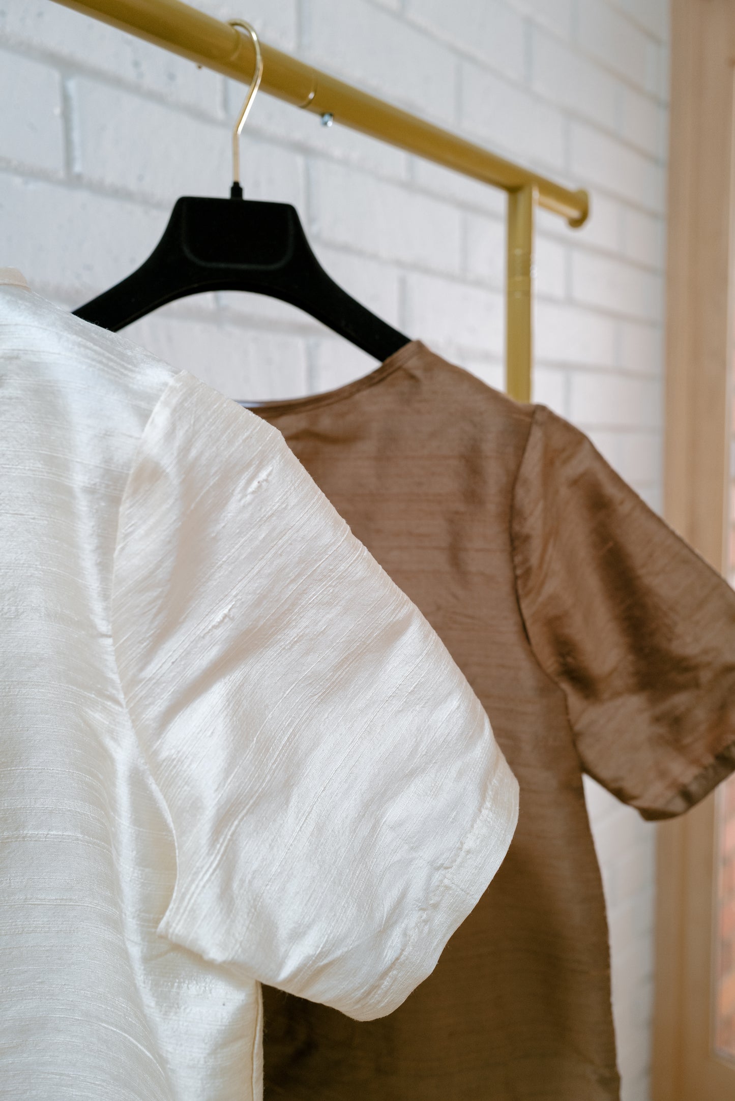 SR02 Silk Tee